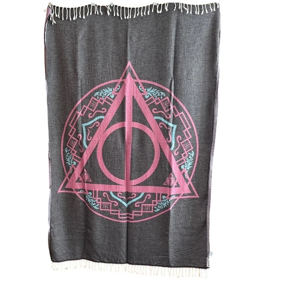 Harry Potter Sand Cloud Throw Beach Towel W/fringe Approx 46x70 Reversible - Picture 1 of 6
